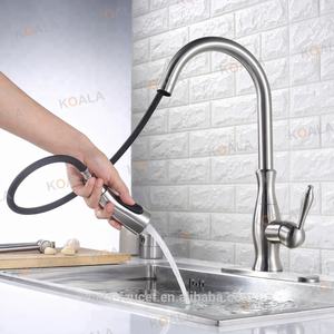 <span class=keywords><strong>Robinet</strong></span> de <span class=keywords><strong>cuisine</strong></span> classique sans plomb, certifié NSF CE, en laiton massif moderne, à poignée unique, à montage sur plan, pliable verticalement, <span class=keywords><strong>avec</strong></span> <span class=keywords><strong>douchette</strong></span> - Product Image 1