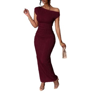 Vestido <span class=keywords><strong>de</strong></span> hombro oblicuo con falda ajustada y diseño <span class=keywords><strong>de</strong></span> ondas <span class=keywords><strong>de</strong></span> agua <span class=keywords><strong>dulce</strong></span>, colección Primavera 2026, en stock - Product Image 5