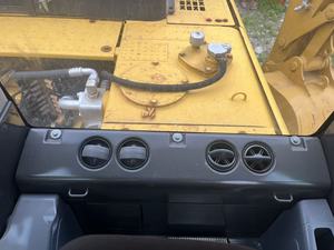 <strong>Fuel</strong>-<strong>efficient</strong> and Powerful 40-ton Komatsu PC400 Used Large Tracked Excavator for Mining Projects and Large-scale Engineering. - Product Image 4