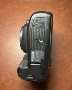 Appareil photo reflex numérique plein format EOS 5D Mark IV d'occasion, 30,4 MP, vidéo 4K, autofocus 61 points, Wi-Fi intégré, machine professionnelle performante - Product Image 6