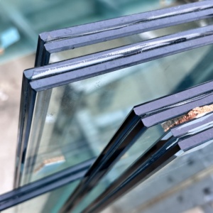 Verre feuilleté extérieur industriel sur mesure avec intercouche PVB pour fenêtres et portes - Résistant aux chocs, anti-UV, <span class=keywords><strong>garantie</strong></span> 5 ans - Product Image 3
