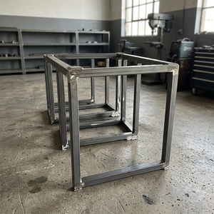 Structure carrée en acier au carbone et acier inoxydable, construction métallique industrielle argentée, durable, revêtement en poudre Sparxwizz - Product Image 3
