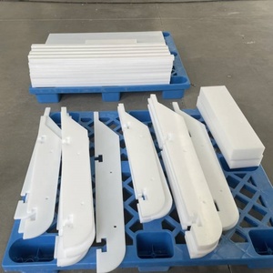 شريط مقاوم للتآكل من البولي إيثيلين فائق الوزن الجزيئي UHMWPE، أسود/أخضر/أبيض، قابل للتخصيص في اللون والصلابة - Product Image 2