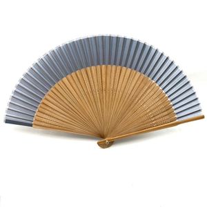 Éventails pliants portables de luxe en soie avec baleines en bois de bambou, style oriental chinois, personnalisables avec logo, pour mariage - Product Image 3