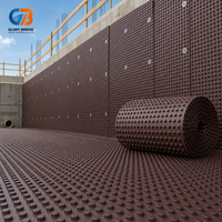 Planche de drainage à pointes marron, haute résistance à la traction, stabilisée aux UV, robuste, pour utilisation en talus de treillis d'ancrage
