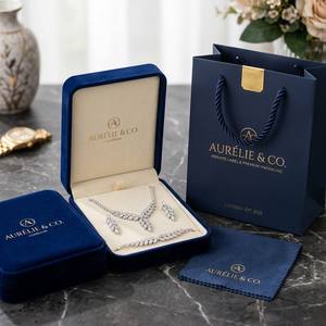 LUMIARA ARTISAN |   Pulsera de Cadena de Serpiente Chapada en Oro de 18K con Logotipo Personalizado |   Joyas de Acero Inoxidable de Doble Capa Antideslustre, Venta al por Mayor POD - Product Image 5