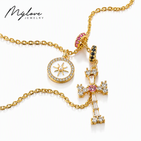 Mylove Pendentif Chaîne Élégant Personnalisé en Laiton Plaqué Or 18K avec Perle, Émail, Croix Soleil et Breloque CZ Colorée pour Femme, Cadeau