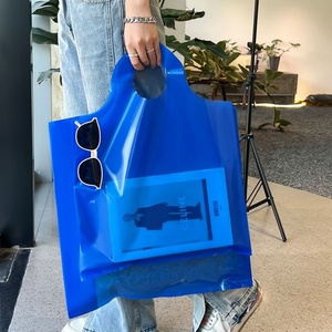 Sacs en PE à fond plat avec logo personnalisé imprimé, recyclables, pour l'emballage de boutiques et de marchandises - Product Image 6