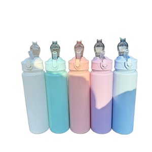 Bouteille d'eau de sport d'extérieur personnalisée, grande capacité 800 ml, anti-fuite, sans BPA, avec paille/cordon, pour gym, fitness et voyage - Product Image 1