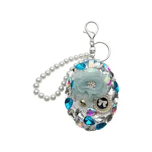 Baru kreatif buatan tangan bunga kristal cermin rias wanita hadiah kecil aksesori cermin gantungan kunci mewah tas tangan wanita gantungan kunci