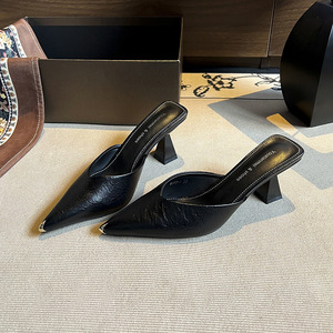 Escarpins à talons hauts à bout pointu pour femmes, chaussures de bureau à enfiler en PU, talon carré confortable de 5 cm ou 8 cm, couleur unie 6777-1 - Product Image 1