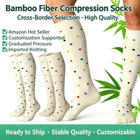 Chaussettes de compression en fibre de bambou premium 2026 pour femmes et hommes, hauteur mollet, soutien gradué, pour la course, la corde à sauter, le fitness et la récupération