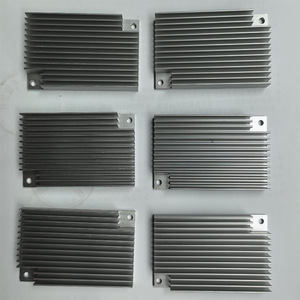 Disipador de calor de aluminio de 45x10 mm con superficie anodizada para montaje en placa de circuito de CPU, refrigeración de IC - Product Image 1