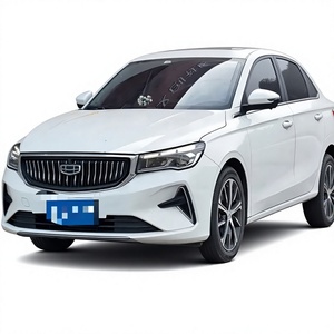 Venta al por Mayor Emgrand 2022 Versión Básica 1.5L Transmisión Automática Emisión Euro VI Volante a la Izquierda Asientos de Cuero - Product Image 1
