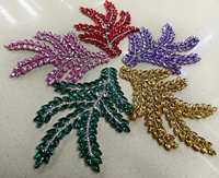 Vente chaude Date À La Main DIY Cristaux Feuilles Patchs Strass Personnalisé 3d Motifs Floraux Clair Applique
