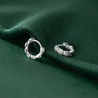 925 Sterling Silber Rosenblüten-Ohrringe Trendige Runde Kleine Huggie Creolen Großhandel Feiner Schmuck für Frauen und Mädchen