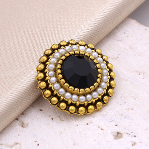 Thiết kế cửa hàng Vòng tinh thể Rhinestone nút với hình dạng hoa hình bầu dục cho quần áo phụ kiện quần áo - Product Image 4