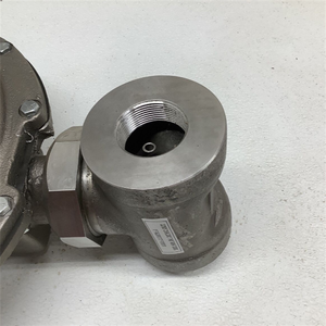 Válvula de Gas Natural Emerson Fisher Y692 con Regulador de Sellado por Aire y Manómetro WIK - Product Image 4