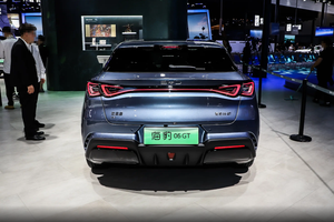 Nuevo <span class=keywords><strong>BYD</strong></span> Seal 06 GT 2WD 2026, el más vendido, con autonomía eléctrica pura de 505 km, coche sedán de tamaño mediano, 5 puertas y 5 plazas. - Product Image 4