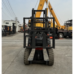 Made in China Used Heli 3 Tons of Forklift diesel engine with Good Condition Good Price High Quality High Performance for Sale - Product Image 3