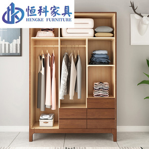 Armario de madera de caucho nórdico Hengke Furniture de tres puertas con cajones, armario de almacenamiento moderno y minimalista para adultos y personas mayores - Product Image 1