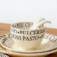 Service de table en céramique avec bol et assiette en os, lettres romaines, style simple, assiette française, crème, simple, créatif, vente en gros