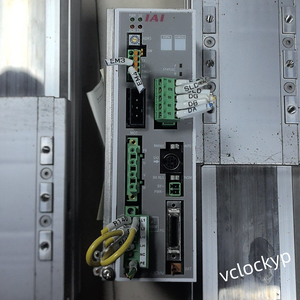 Juego de 2 Controladores IAI SCON-CA-601-CC-0-2 SCON-CB-400WAI-CC-0-2 Usados - Product Image 1