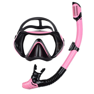 Masque de plongée en verre trempé anti-buée ASY et ensemble de tuba sec, masque de plongée pour adultes en silicone liquide anti-fuite pour le camping et les sports nautiques - Product Image 1