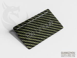 Tarjeta Multifuncional Delgada de Fibra de Carbono con Ranura para Chip EMV, Producto de Crédito Metálico Impreso en Offset, Hecho en China - Product Image 5