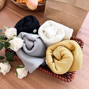 เสื้อสเวตเตอร์ถักแขนสั้นสำหรับผู้หญิงขนาดใหญ่พิเศษเสื้อ N8357ลำลองคอวีกระดุมด้านหน้าสีพื้น - Product Image 3