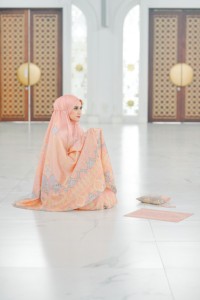 Robe de prière imprimée / Mukena / Telekung, couleur et motif personnalisés - Product Image 4