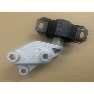 ยางรองแท่นเกียร์ซ้าย Mercedes-Benz Elf 451 รุ่น 1322200148 อะไหล่ทดแทน - Product Image 1