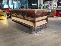 Canapé Chesterfield vintage en cuir véritable marron capitonné 3 places avec accoudoirs roulés pour hôtels, salons, bureaux et villas