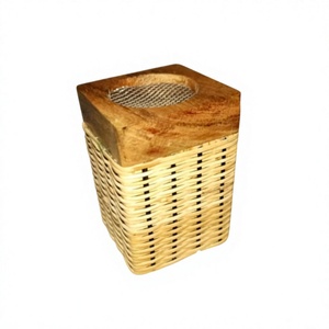 Quemador de Incienso Decorativo Mabkhara de Sándalo 100% Natural, Ecológico y Hecho a Mano, para el Hogar o Mezquita, con Esencia de Anís Estrellado - Product Image 1