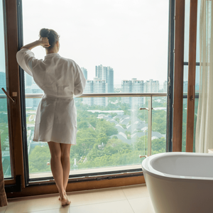 Peignoirs de luxe en coton gaufré long avec logo personnalisé, col kimono avec passepoil pour salle de bain spa et hôtel - Product Image 3