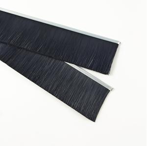 Tdf Hoge Kwaliteit Natuurlijke Vezel Nylon Schuifdeur Draaiende <span class=keywords><strong>Strip</strong></span> Borstel Metalen Achterkant <span class=keywords><strong>Strip</strong></span> Borstel - Product Image 1