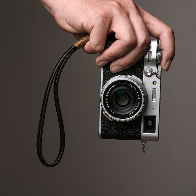 Quick Release Camera Strap Durable Leather Wrist Strap with Faster Camera Release Convenient Wrist Strap with Connecting Clasp