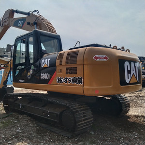 รถขุดตีนตะขาบ Caterpillar รุ่น CAT320D2/D2l/D 320CL 320BL/B 320DL 320c ขนาด 20 ตัน พร้อมเครื่องยนต์ Caterpillar สำหรับงานขุดลอกทรายแม่น้ำ ปั๊มขนาด 1.15 เมตร มือสอง - Product Image 3