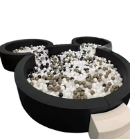 Piscine à balles souple personnalisée en forme de Mickey, piscine à balles sensorielle en mousse blanche beige pour la location et l'engagement pour les fêtes et événements des tout-petits et des enfants