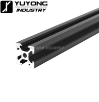 Extrusion d'aluminium noire anodisé sur imprimante 3D, faisceau C à fente 2020 V, impression personnalisée à 2020 degrés, gravure cnc, bricolage