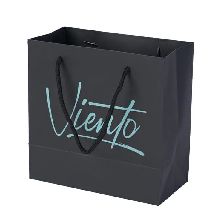 Prix de gros sur mesure boutique écologique porte-produits de beauté de luxe sac cadeau en papier kraft épais avec logo pour tissu d'emballage
