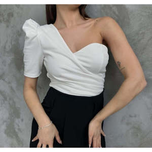 Chemisier en Chiffon Asymétrique à Épaule Dénudée avec Manches Princesse pour Femme, Top Quotidien Blanc Élastique - Product Image 3