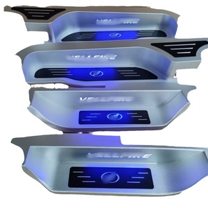 Bandes <span class=keywords><strong>de</strong></span> <span class=keywords><strong>seuil</strong></span> <span class=keywords><strong>de</strong></span> <span class=keywords><strong>porte</strong></span> Accessoires d'<span class=keywords><strong>extérieur</strong></span> <span class=keywords><strong>de</strong></span> voiture Plaque <span class=keywords><strong>de</strong></span> <span class=keywords><strong>seuil</strong></span> <span class=keywords><strong>de</strong></span> <span class=keywords><strong>porte</strong></span> en argent pour Toyota ALPHARD VELLFIRE 30 - Product Image 3