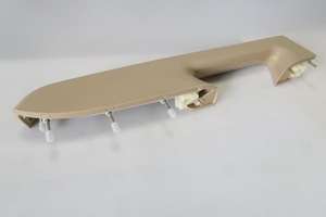 Réparation du panneau de porte côté passager avant droit avec poignée de déverrouillage de porte sous le repose-bras pour Chevrolet Silverado - Product Image 2