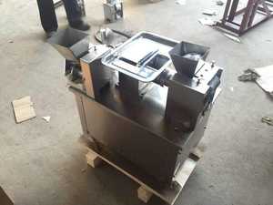 Máquina Multifuncional de Mesa para Hacer Dumplings con Motor, Acero Inoxidable de Grado Alimenticio, Capacidad de 70 Piezas/Minuto para Uso Doméstico - Product Image 4