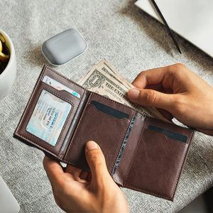 Tarjetero Delgado Multifuncional de Doble Pliegue para Hombre, con Bloqueo RFID, Diseño de Fibra de Carbono, Portátil, para Tarjetas de Crédito - Product Image 3