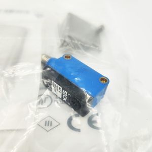เซ็นเซอร์ตรวจจับแสงแบบสะท้อนกลับ GL6-P4112 ชนิด PNP ขั้วต่อ 4 พิน รุ่น G6 - Product Image 3