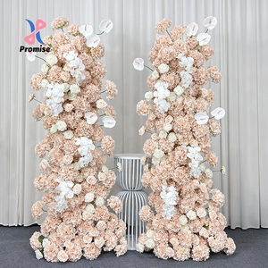 Arco de Flores Artificiales Realistas de Seda en Rosa Claro, Decoración para Bodas y Regreso a Clases - Product Image 1