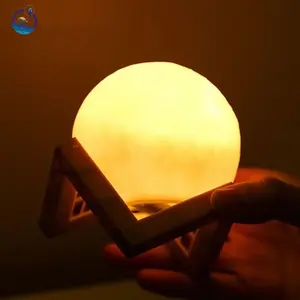 Uzaktan yüzen gezegenleri masa ayakta ile şarj edilebilir Led ışık baz Lamparas decoratop lamba Led işık 3d baskılı ay