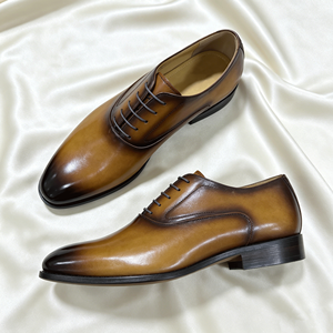 Chaussures Oxford pour hommes de style italien, chaussures habillées en cuir marron clair sur mesure pour hommes, chaussures de mariage d'été pour le marié - Product Image 4